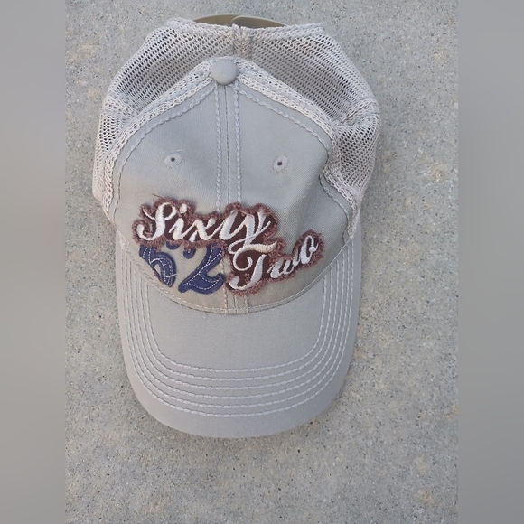 Infinity Headwear Mesh Baseball Cap with Embroidery Sixty Two 62 - Picture 1 of 6